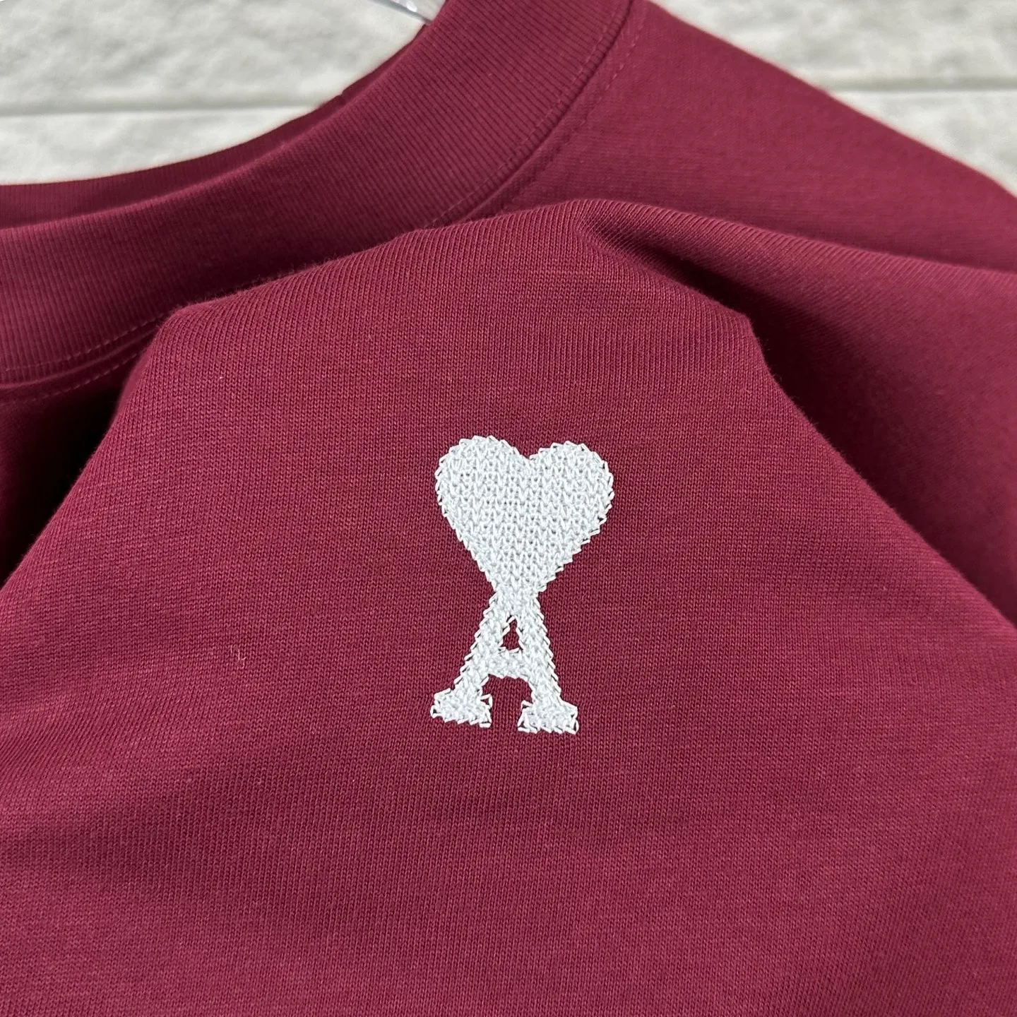 Ami Love 2026 Spring and Summer Style Classic simple three-dimensional embroidery small love personalized logo Customized double yarn plain cotton fabric Short-sleeved T-shirt Men and women Same Style Color: Black White Flower Gray Angola Red Size: S (90-130 pounds) M (120-150 pounds) L (140-165 pounds) XL (160-180 pounds) XXL (180-210 pounds)